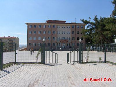 Savaştepe Ali Şuuri İlk Öğretim Okulu